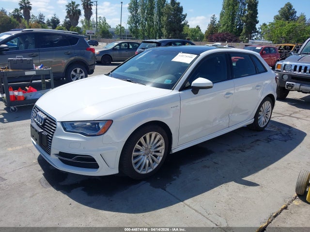 WAUUPBFFXGA153068 Audi A3 E-tron 1.4t Premium