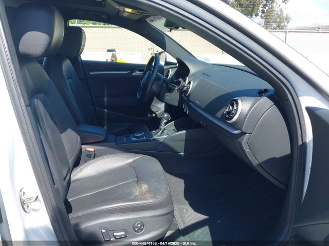 WAUUPBFFXGA153068 Audi A3 E-tron 1.4t Premium