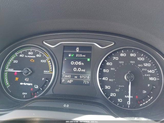 WAUUPBFFXGA153068 Audi A3 E-tron 1.4t Premium