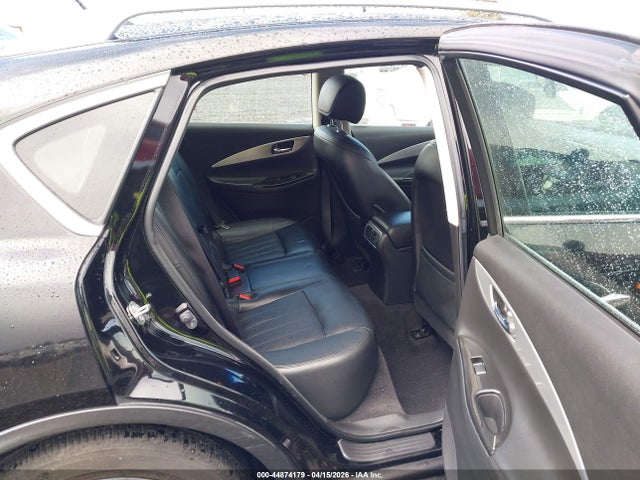 JN1BJ0HRXFM772776 Infiniti Qx50 Journey