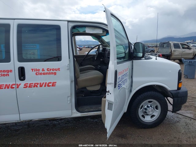 2017 Chevrolet Express 3500 Work Van მანქანა იყიდება აუქციონზე, vin: 1GCZGHFG8H1127414, აუქციონის ნომერი: 44874186