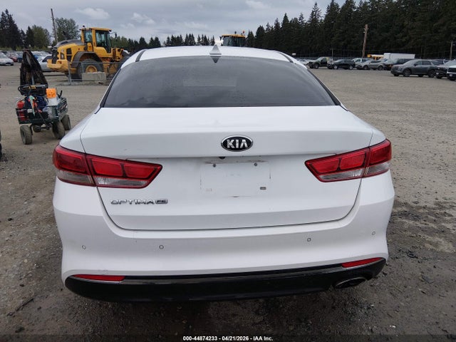 5XXGT4L36JG185500 KIA Optima Lx