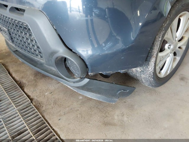 Продажа на аукционе авто 2015 Kia Soul +, vin: KNDJP3A56F7149038, номер лота: 44874241