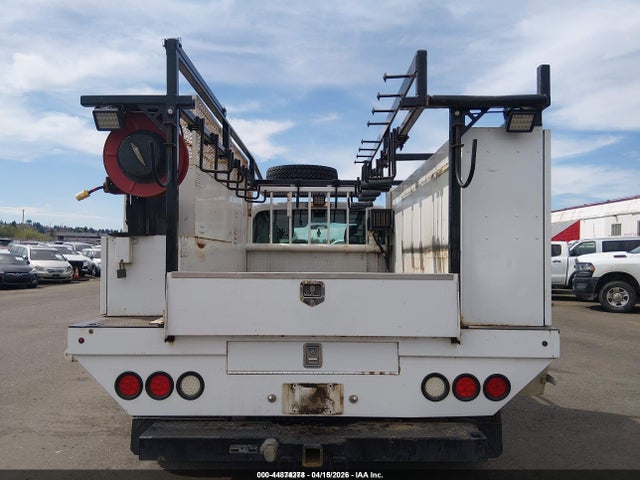Ford F-550 Chassis Xl 2014 1FD0X5HT4EEA04873 Image 16