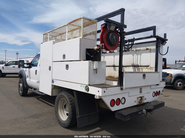 Ford F-550 Chassis Xl 2014 1FD0X5HT4EEA04873 Image 3
