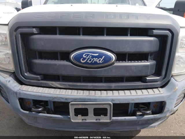Ford F-550 Chassis Xl 2014 1FD0X5HT4EEA04873 Image 6