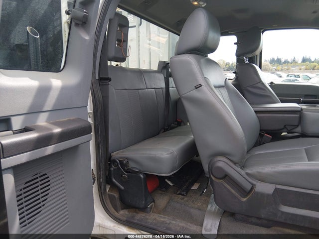 Ford F-550 Chassis Xl 2014 1FD0X5HT4EEA04873 Image 8