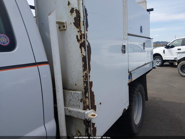 Ford F-550 Chassis Xl 2014 1FD0X5HT5EEA04879 Image 6