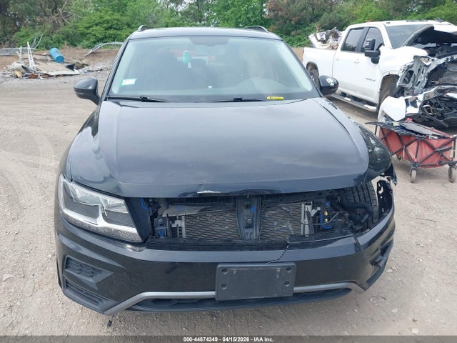 44874349 :رقم المزاد ، 3VV2B7AX7JM206200 vin ، 2018 Volkswagen Tiguan 2.0t Se/2.0t Sel مزاد بيع