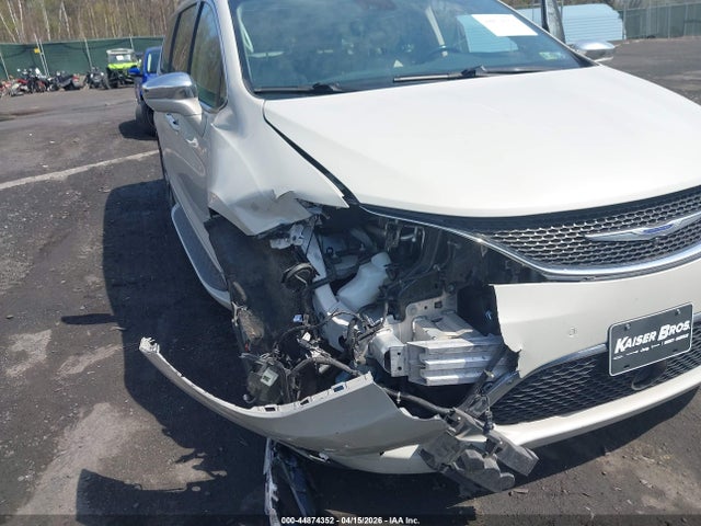 2020 Chrysler Pacifica Limited მანქანა იყიდება აუქციონზე, vin: 2C4RC1GG1LR195429, აუქციონის ნომერი: 44874352