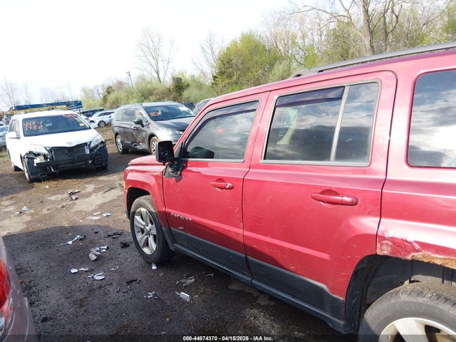 2012 Jeep Patriot Latitude მანქანა იყიდება აუქციონზე, vin: 1C4NJRFB7CD621992, აუქციონის ნომერი: 44874370