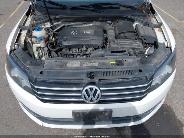 Продаж на аукціоні авто 2015 Volkswagen Passat 1.8t Limited Edition, vin: 1VWAT7A39FC114869, номер лоту: 44874381
