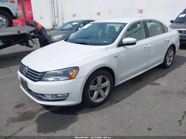 Продаж на аукціоні авто 2015 Volkswagen Passat 1.8t Limited Edition, vin: 1VWAT7A39FC114869, номер лоту: 44874381
