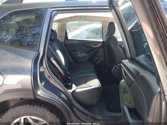 44874385 :رقم المزاد ، JF2SKAJC2MH561729 vin ، 2021 Subaru Forester Premium مزاد بيع
