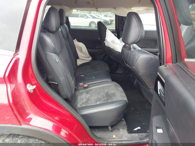 44874405 :رقم المزاد ، JA4J4UA83NZ026724 vin ، 2022 Mitsubishi Outlander Black Edition S-awc/se 2.5 S-awc/se Launch Edition S-awc مزاد بيع