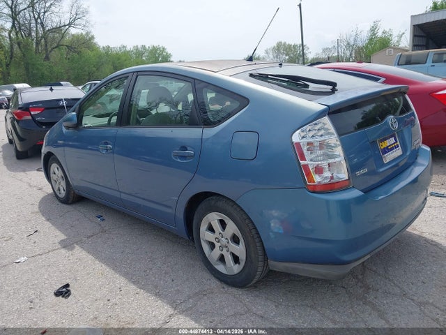 2007 TOYOTA PRIUS JTDKB20U677685964 Photo 2