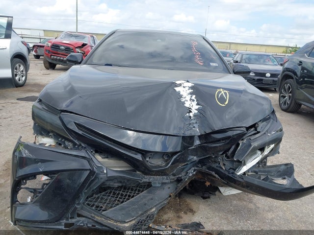 Aukcja sprzedaży 2018 Toyota Camry Se, vin: 4T1B11HKXJU574547, numer aukcji: 44874448