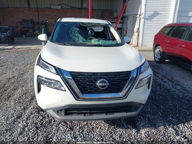 2022 Nissan Rogue Sv Fwd მანქანა იყიდება აუქციონზე, vin: 5N1BT3BA9NC673166, აუქციონის ნომერი: 44874512