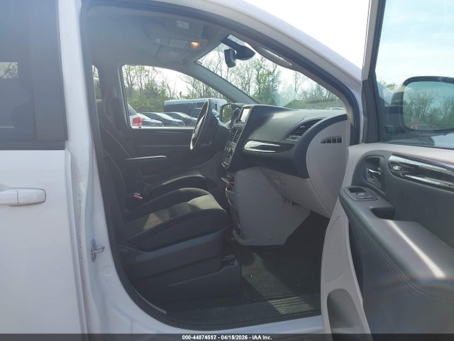 Продажа на аукционе авто 2018 Dodge Grand Caravan Se, vin: 2C4RDGBG8JR296844, номер лота: 44874517
