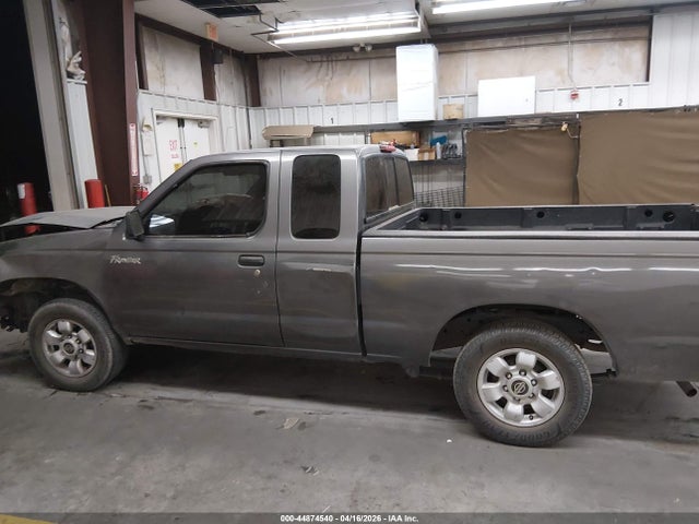 44874540 :رقم المزاد ، 1N6DD26S3YC414830 vin ، 2000 Nissan Frontier Xe مزاد بيع