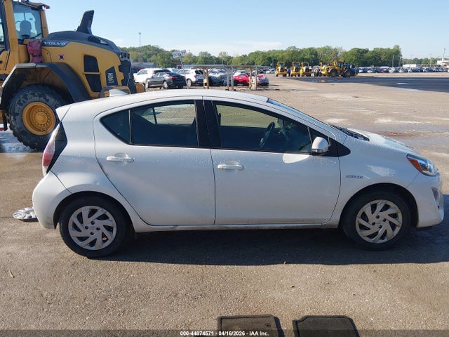 Продаж на аукціоні авто 2015 Toyota Prius C Two, vin: JTDKDTB38F1097313, номер лоту: 44874571