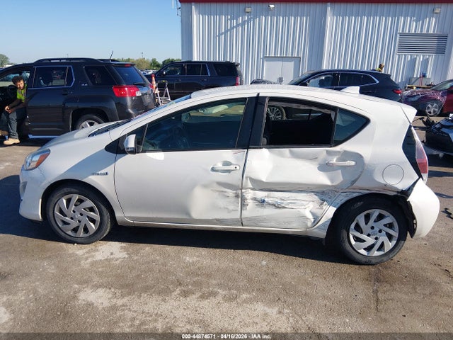 Продаж на аукціоні авто 2015 Toyota Prius C Two, vin: JTDKDTB38F1097313, номер лоту: 44874571