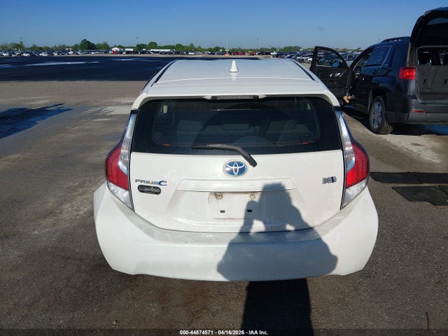 Продаж на аукціоні авто 2015 Toyota Prius C Two, vin: JTDKDTB38F1097313, номер лоту: 44874571