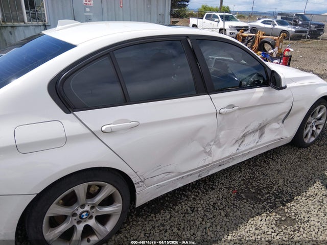 44874576 :رقم المزاد ، WBA3A9G5XDNP37132 vin ، 2013 Bmw 335i مزاد بيع