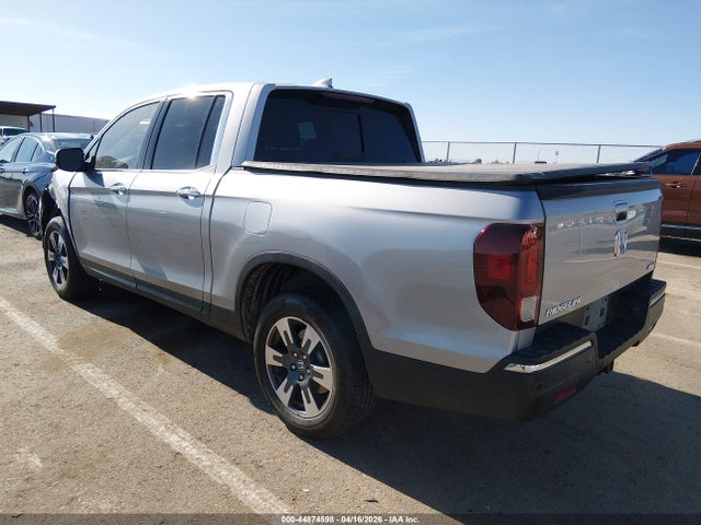44874598 :رقم المزاد ، 5FPYK3F76HB011799 vin ، 2017 Honda Ridgeline Rtl-e مزاد بيع