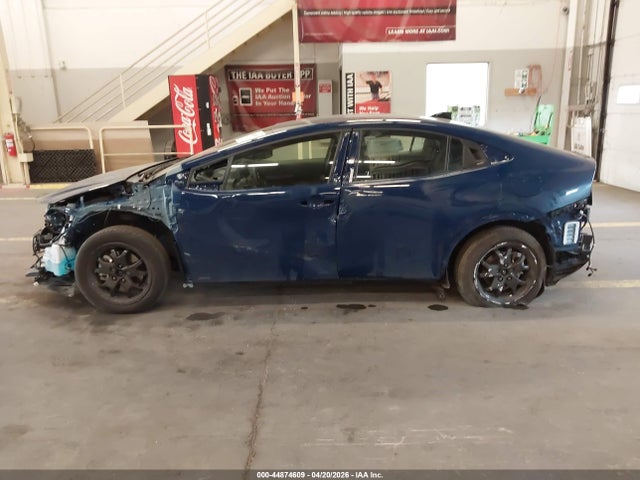 Toyota Prius Le Awd-e 2026 JTDADABU0T3031301 Image 15