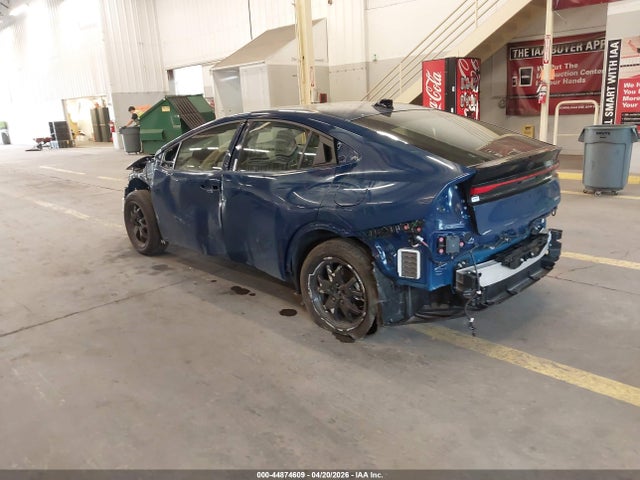 Toyota Prius Le Awd-e 2026 JTDADABU0T3031301 Image 3