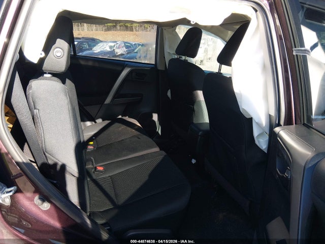 2T3BFREV2JW831240 Toyota RAV4 LE