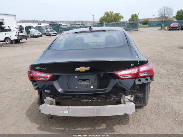 1G1ZD5ST5MF028713 Chevrolet Malibu Fwd Lt