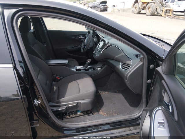 1G1ZD5ST5MF028713 Chevrolet Malibu Fwd Lt
