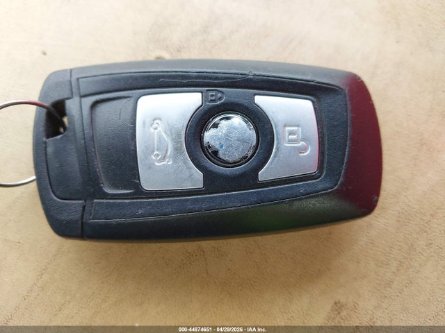 2015 Bmw 328i Xdrive მანქანა იყიდება აუქციონზე, vin: WBA3B5C51FP654210, აუქციონის ნომერი: 44874651