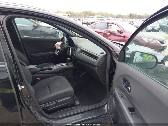 Продажа на аукционе авто 2022 Honda Hr-v Awd Sport, vin: 3CZRU6H11NM760108, номер лота: 44874658