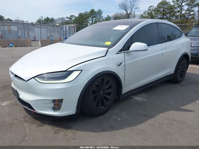 Продажа на аукционе авто 2018 Tesla Model X 100d/75d/p100d, vin: 5YJXCBE26JF087983, номер лота: 44874671