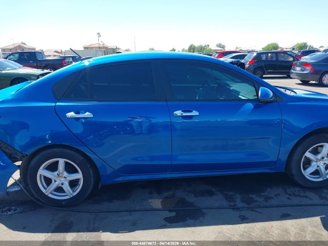 3KPA24AD8ME423557 KIA RIO S