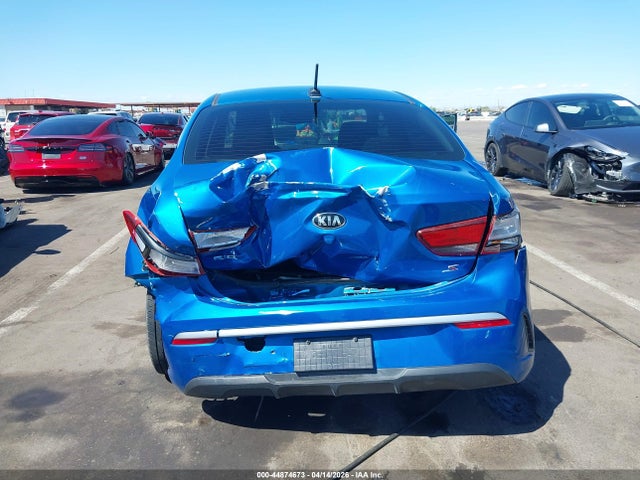 3KPA24AD8ME423557 KIA RIO S