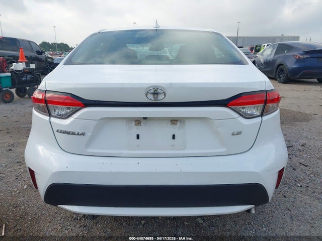 44874699 :رقم المزاد ، 5YFEPMAE6MP257307 vin ، 2021 Toyota Corolla Le مزاد بيع