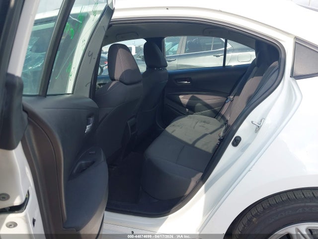 44874699 :رقم المزاد ، 5YFEPMAE6MP257307 vin ، 2021 Toyota Corolla Le مزاد بيع