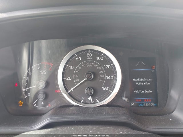 44874699 :رقم المزاد ، 5YFEPMAE6MP257307 vin ، 2021 Toyota Corolla Le مزاد بيع