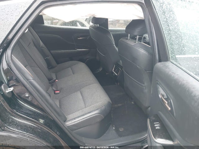 44874713 :رقم المزاد ، JTDAAAAF3R3028848 vin ، 2024 Toyota Crown Xle مزاد بيع