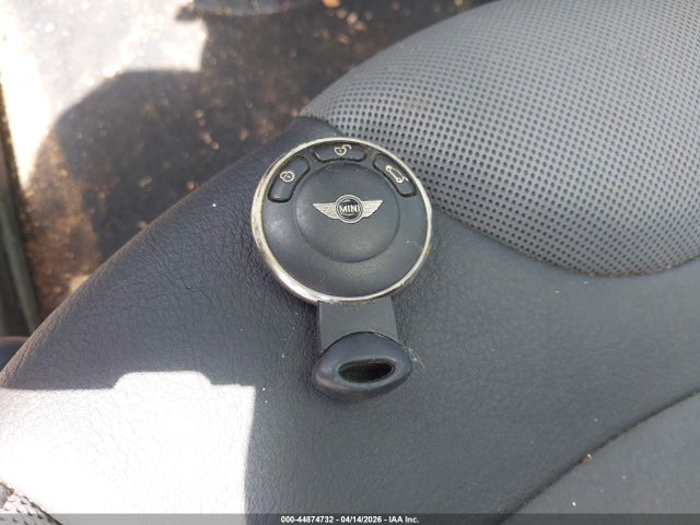 2007 MINI COOPER S WMWMF73547TT82264 Photo 10