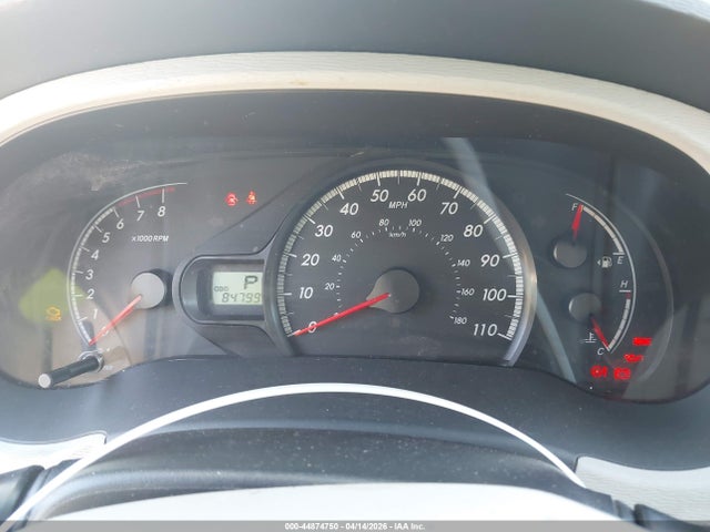 2011 TOYOTA SIENNA 5TDKA3DC2BS001985 Photo 6