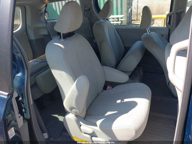 2011 TOYOTA SIENNA 5TDKA3DC2BS001985 Photo 7