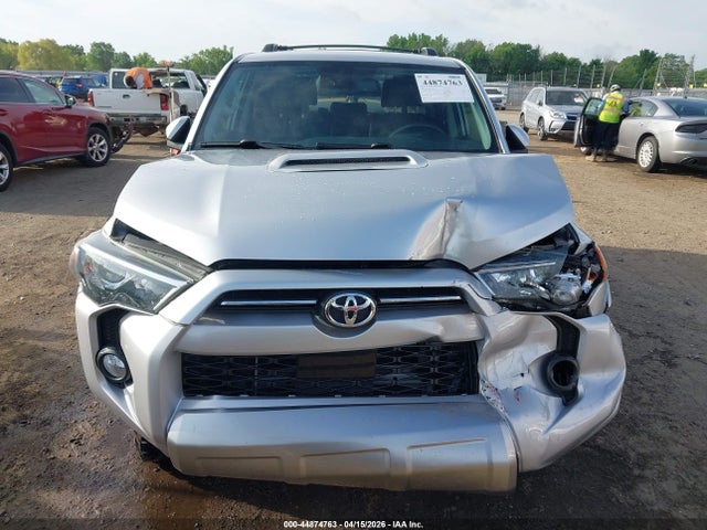 2020 Toyota 4runner Trd Off Road მანქანა იყიდება აუქციონზე, vin: JTEBU5JR2L5778097, აუქციონის ნომერი: 44874763