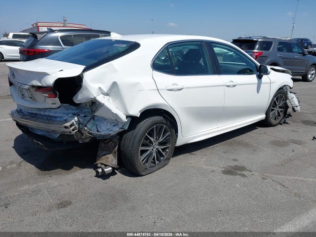 4T1G11AK6RU207124 Toyota CAMRY SE