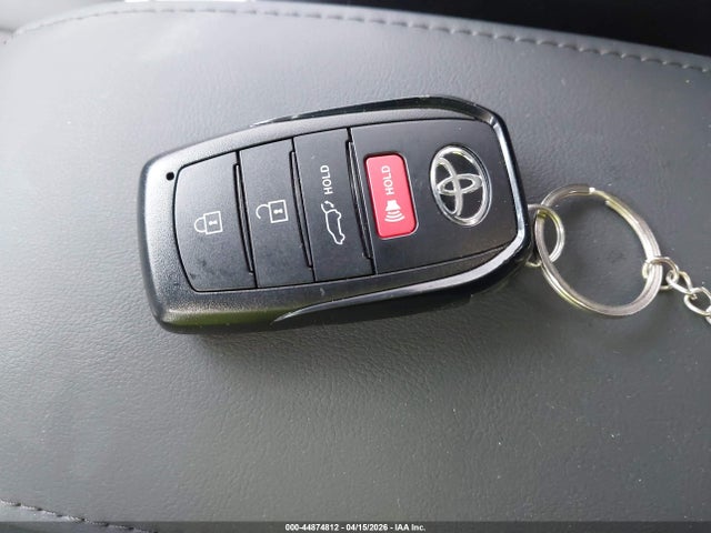 44874812 :رقم المزاد ، 7MUDAAAG9TV167836 vin ، 2026 Toyota Corolla Cross Xle مزاد بيع