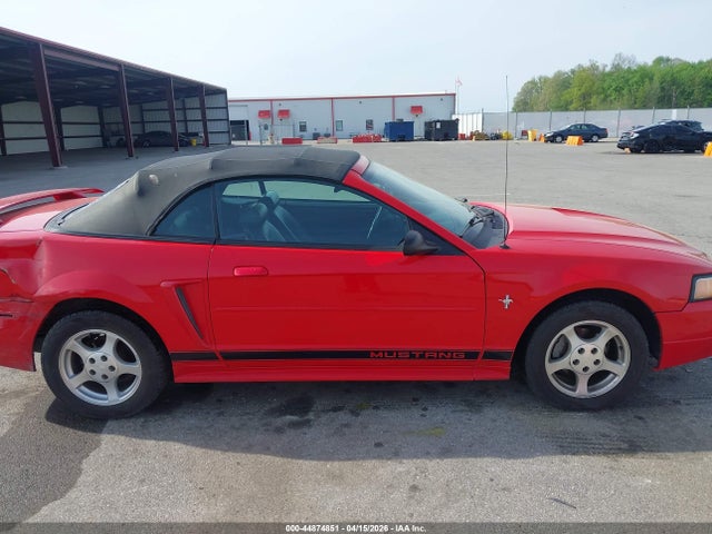 44874851 :رقم المزاد ، 1FAFP44402F124608 vin ، 2002 Ford Mustang مزاد بيع